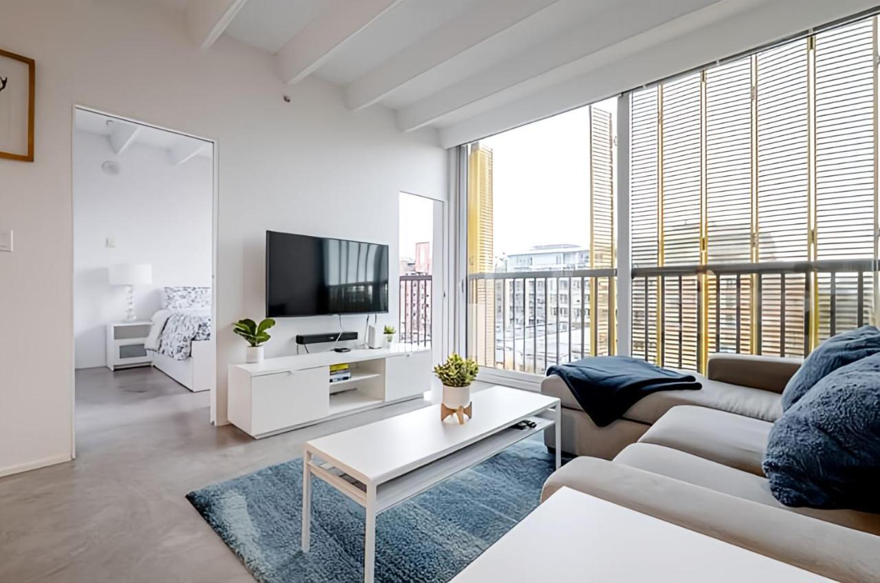Modern, Bright & Central 1-Bed Downtown Apt Close To Rogers Arena Vancouver Kültér fotó