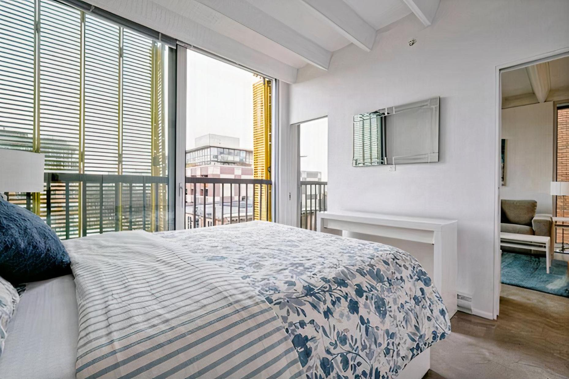Modern, Bright & Central 1-Bed Downtown Apt Close To Rogers Arena Vancouver Kültér fotó